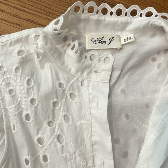 Eliza J white eyelet mini size 6 - Picture 2 of 6